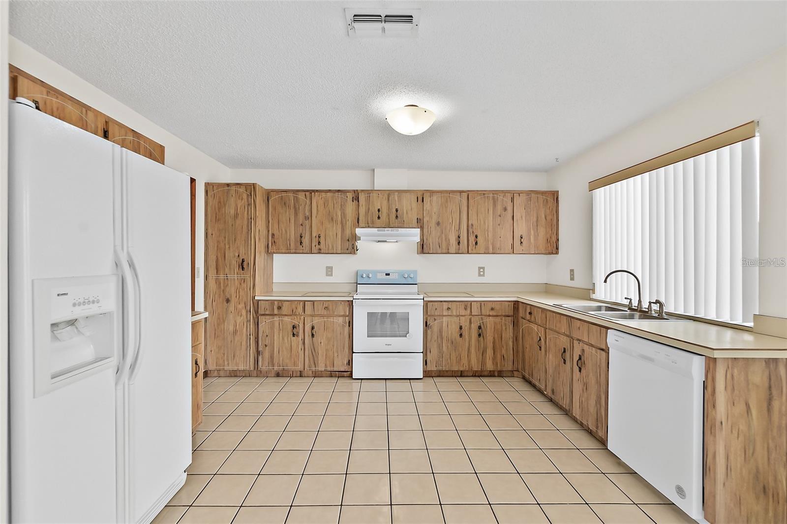 OCEAN SONG SUB - Residential Lease