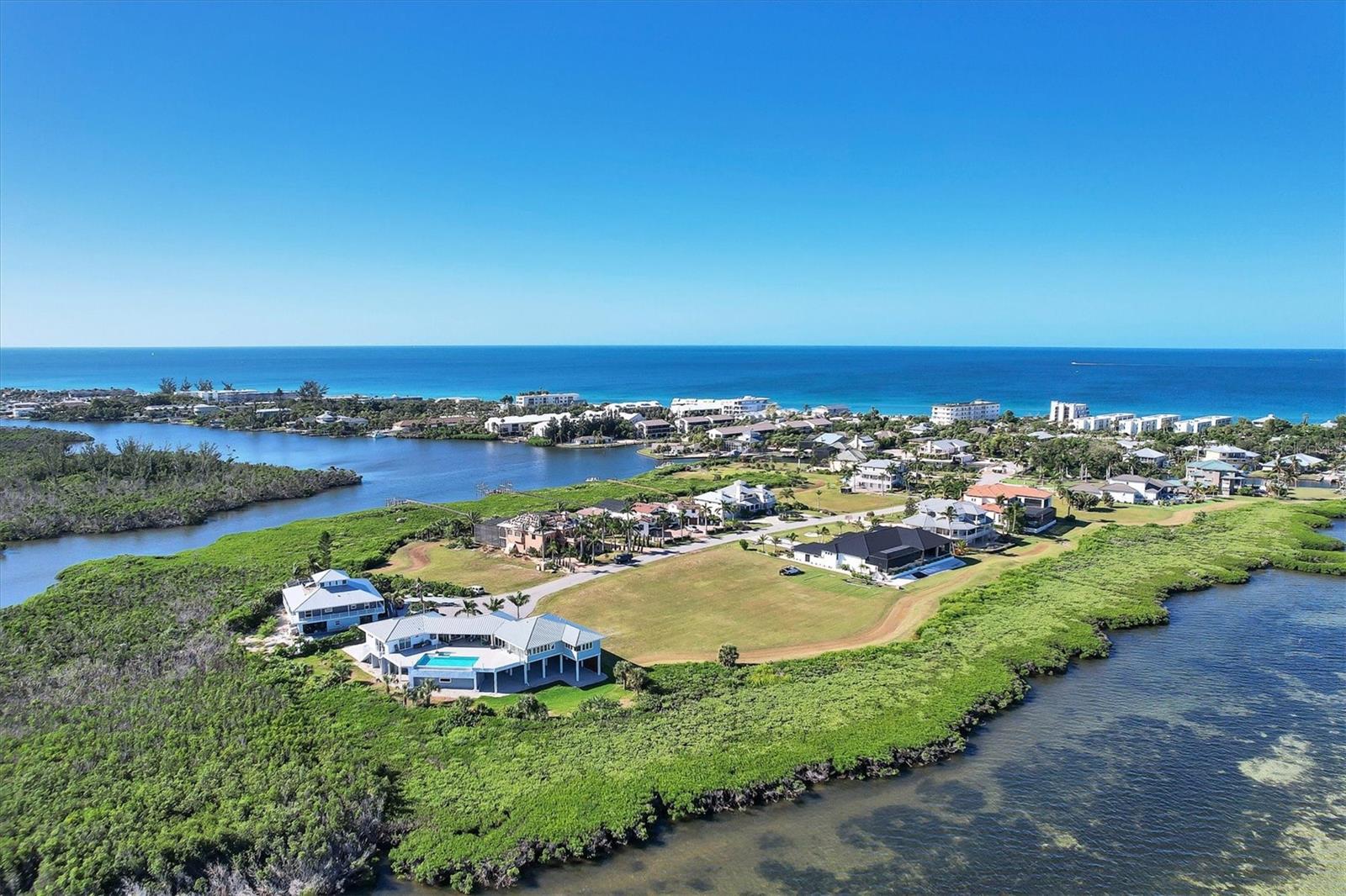 LEMON BAY ESTATES - Land