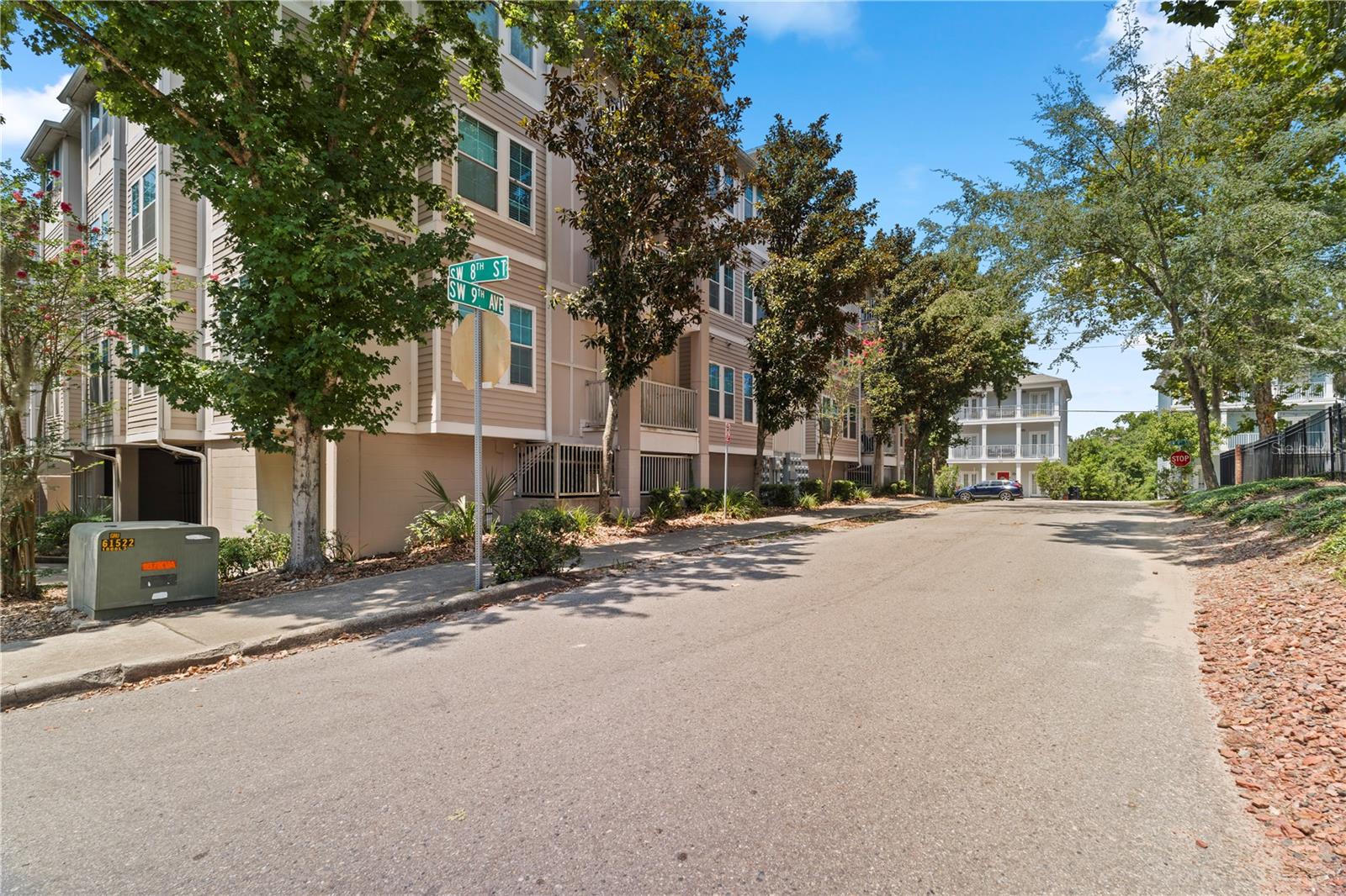 835 SW 9TH STREET 101