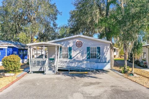 Photo of 13 Silversides Street, Lake Wales, FL 33898 (MLS # L4959159)