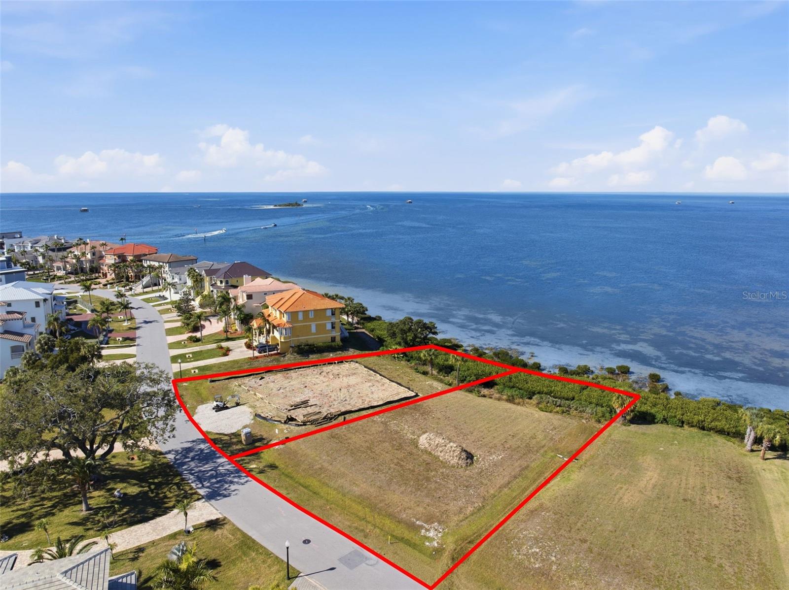 HARBORPOINTE - Residential