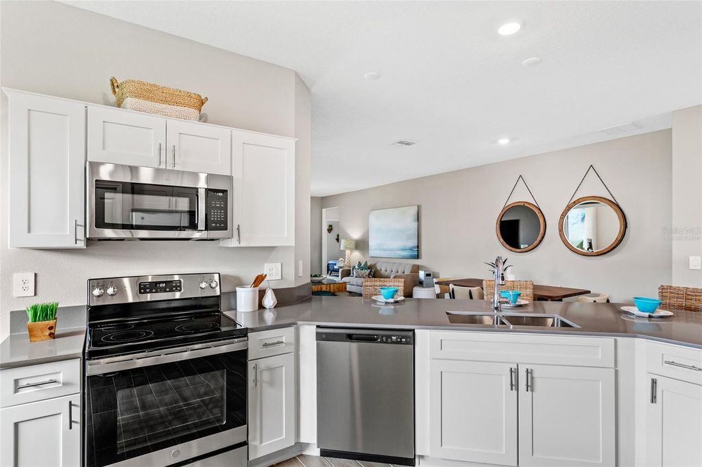 Photo of 5643 Nina Way, Saint Cloud, FL 34771 (MLS # O6355672)