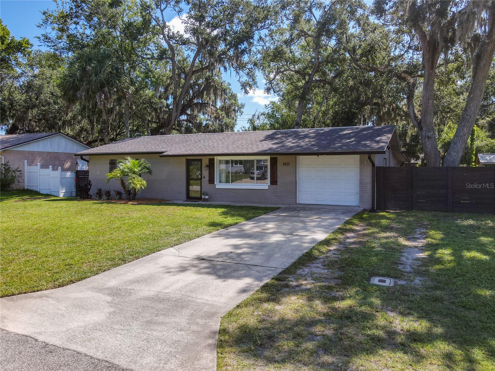 1421 PINE TREE DRIVE
