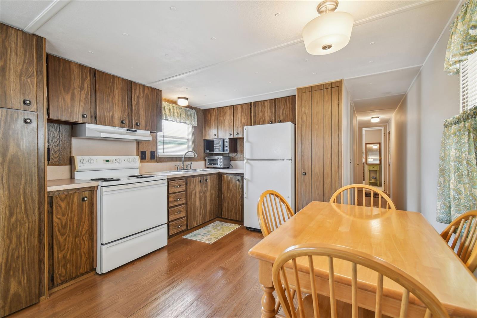 PONDEROSA PARK - Residential