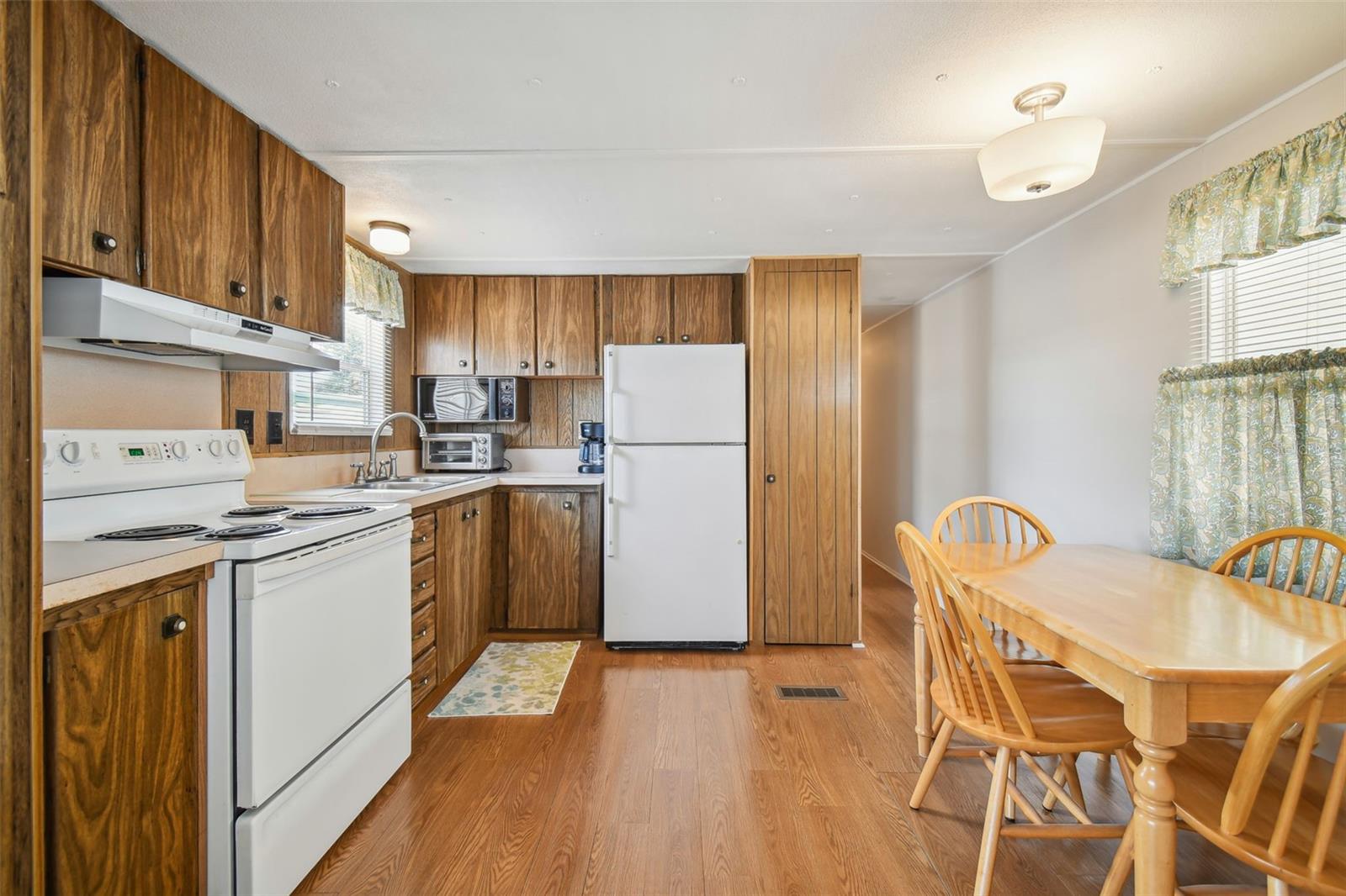 PONDEROSA PARK - Residential