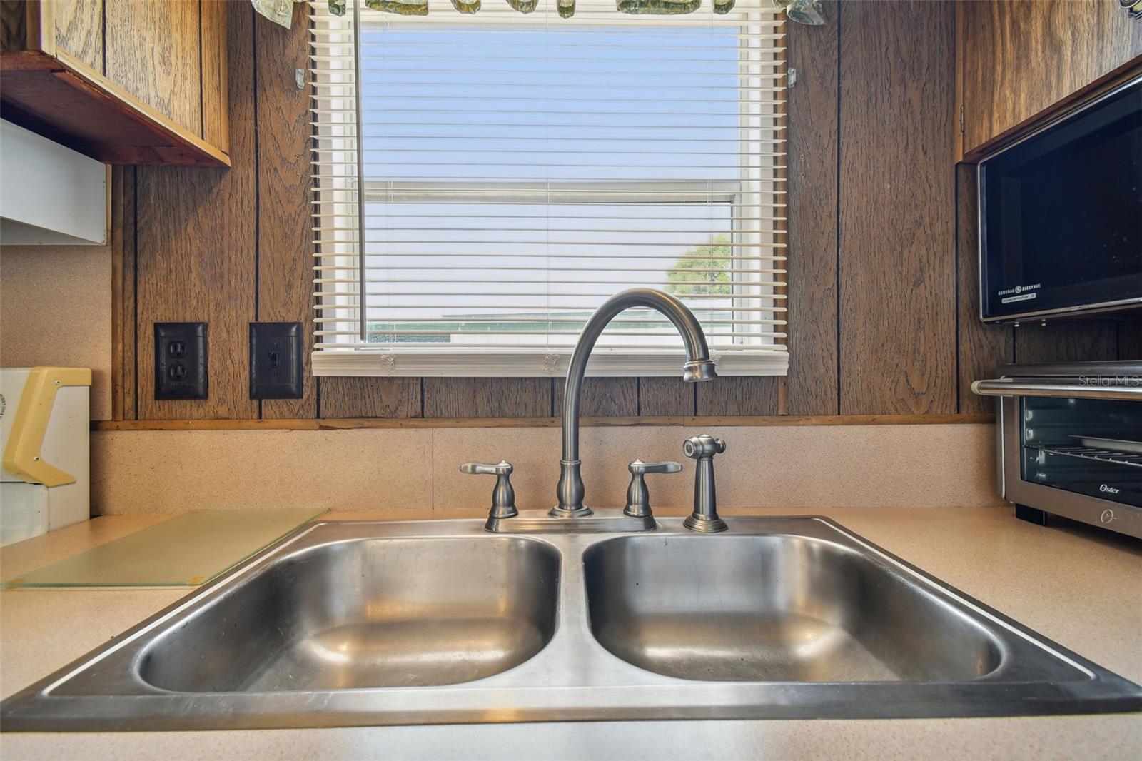 PONDEROSA PARK - Residential