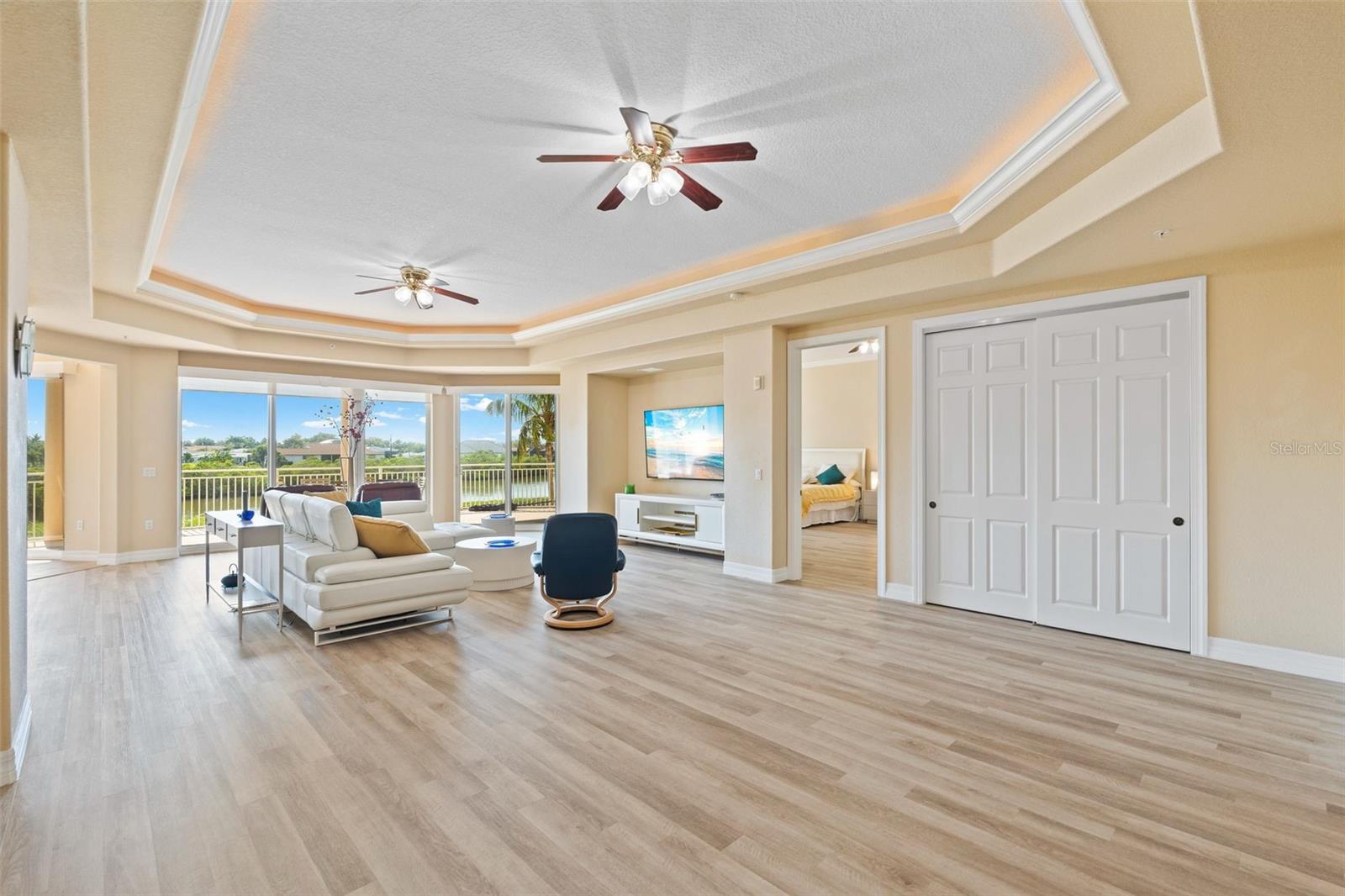BLACKBURN HARBOR RESIDENCES - Residential