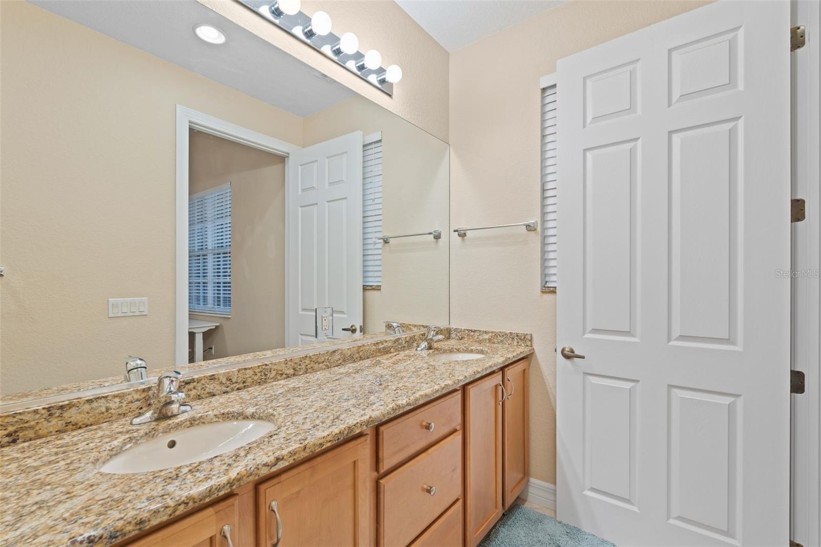 BLACKBURN HARBOR RESIDENCES - Residential
