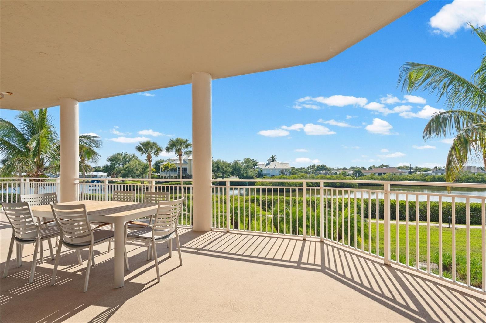BLACKBURN HARBOR RESIDENCES - Residential