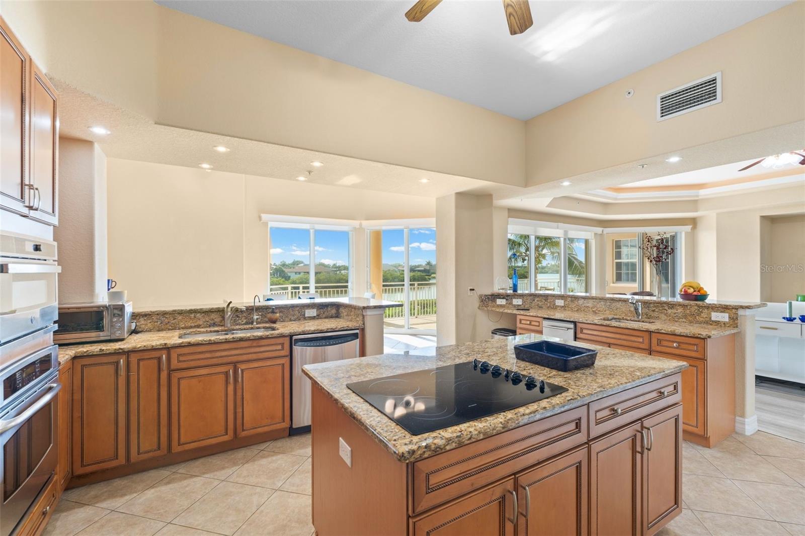 BLACKBURN HARBOR RESIDENCES - Residential
