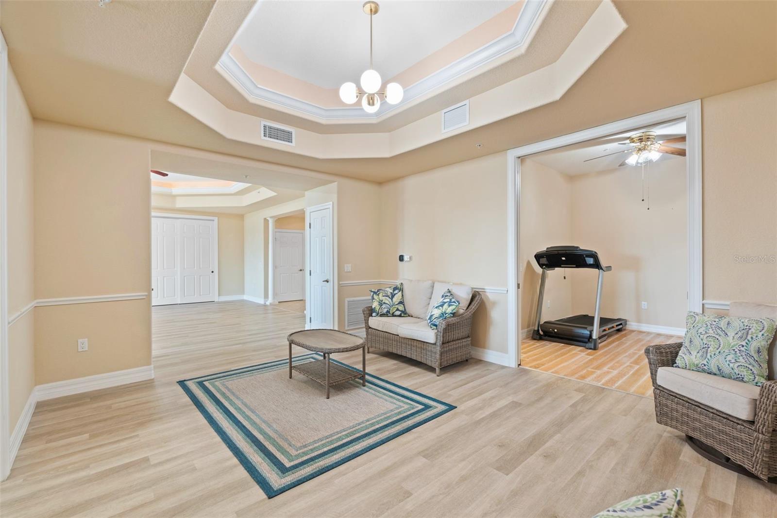 BLACKBURN HARBOR RESIDENCES - Residential