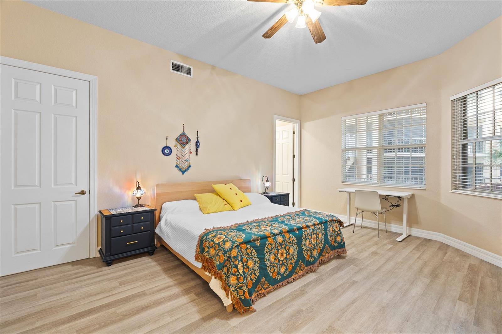 BLACKBURN HARBOR RESIDENCES - Residential