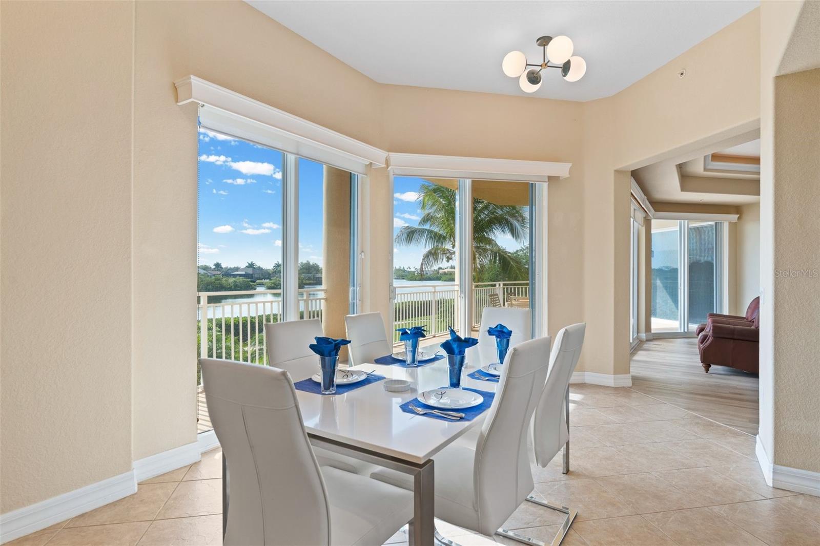 BLACKBURN HARBOR RESIDENCES - Residential
