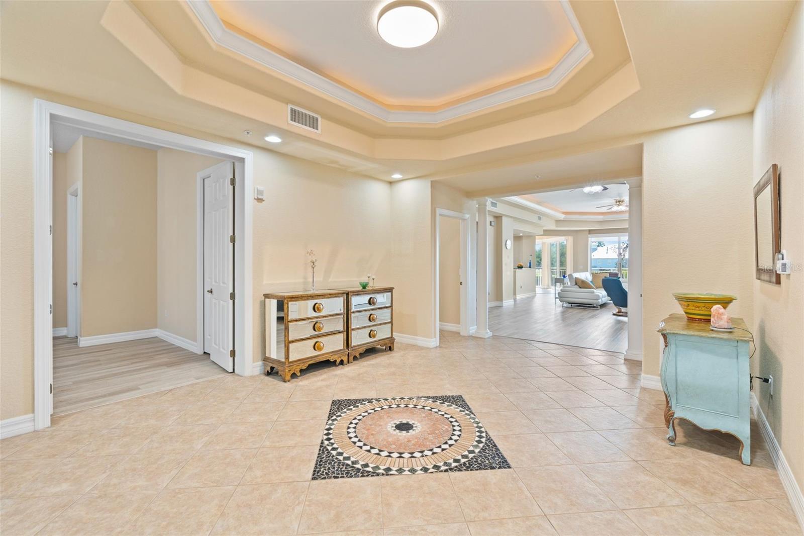 BLACKBURN HARBOR RESIDENCES - Residential