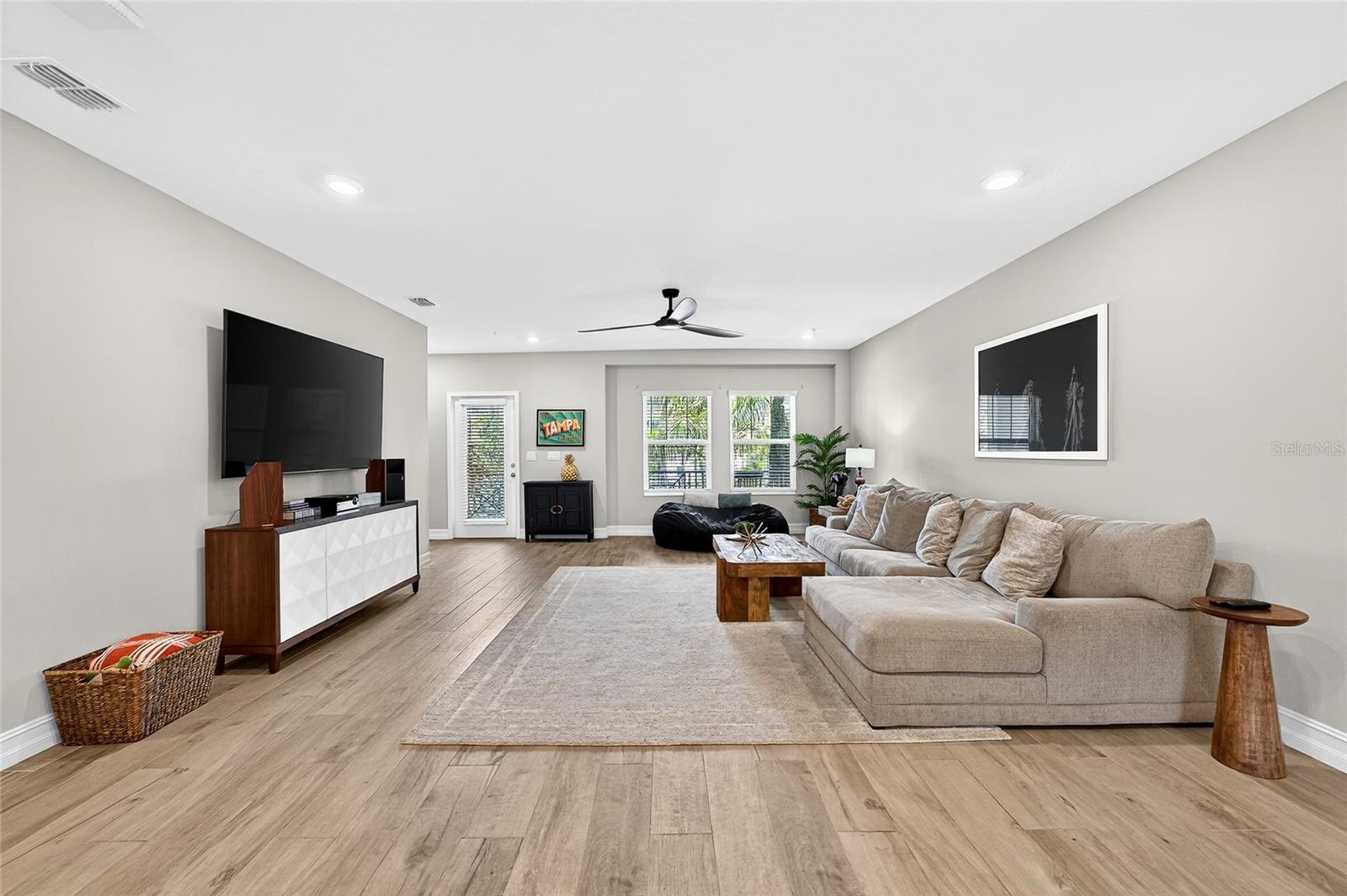 INLET SHORE TWNHMS PH 2A & 2B - Residential