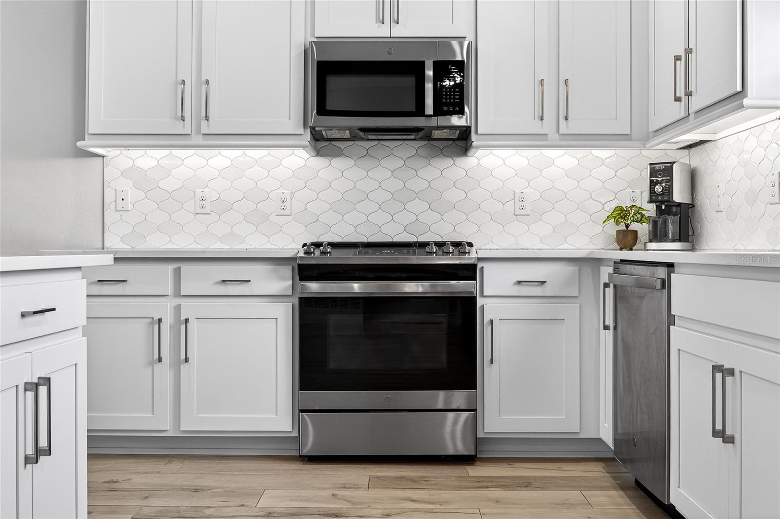 INLET SHORE TWNHMS PH 2A & 2B - Residential