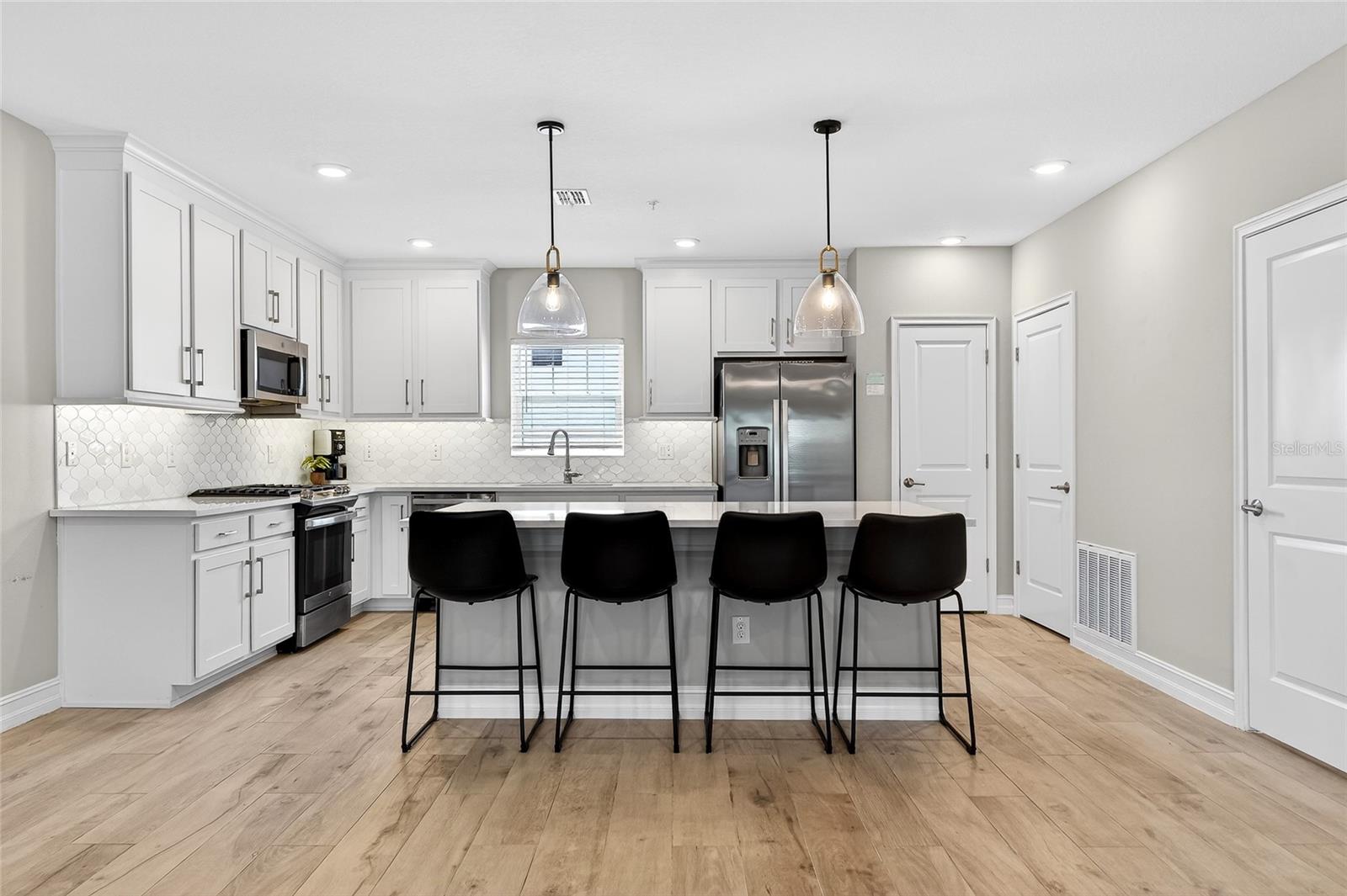 INLET SHORE TWNHMS PH 2A & 2B - Residential