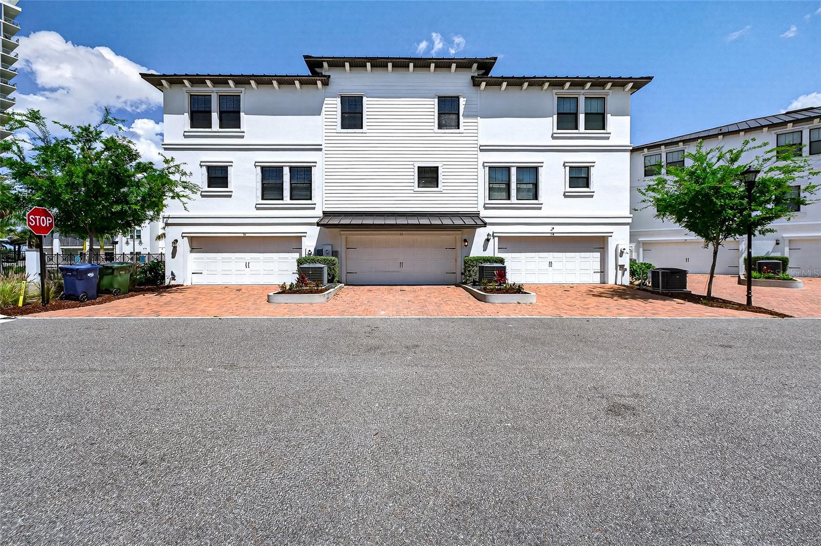 INLET SHORE TWNHMS PH 2A & 2B - Residential