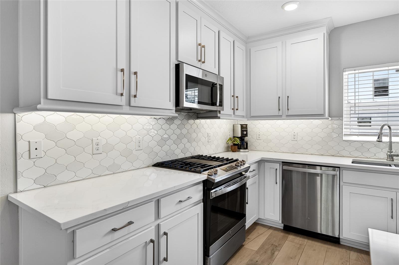 INLET SHORE TWNHMS PH 2A & 2B - Residential