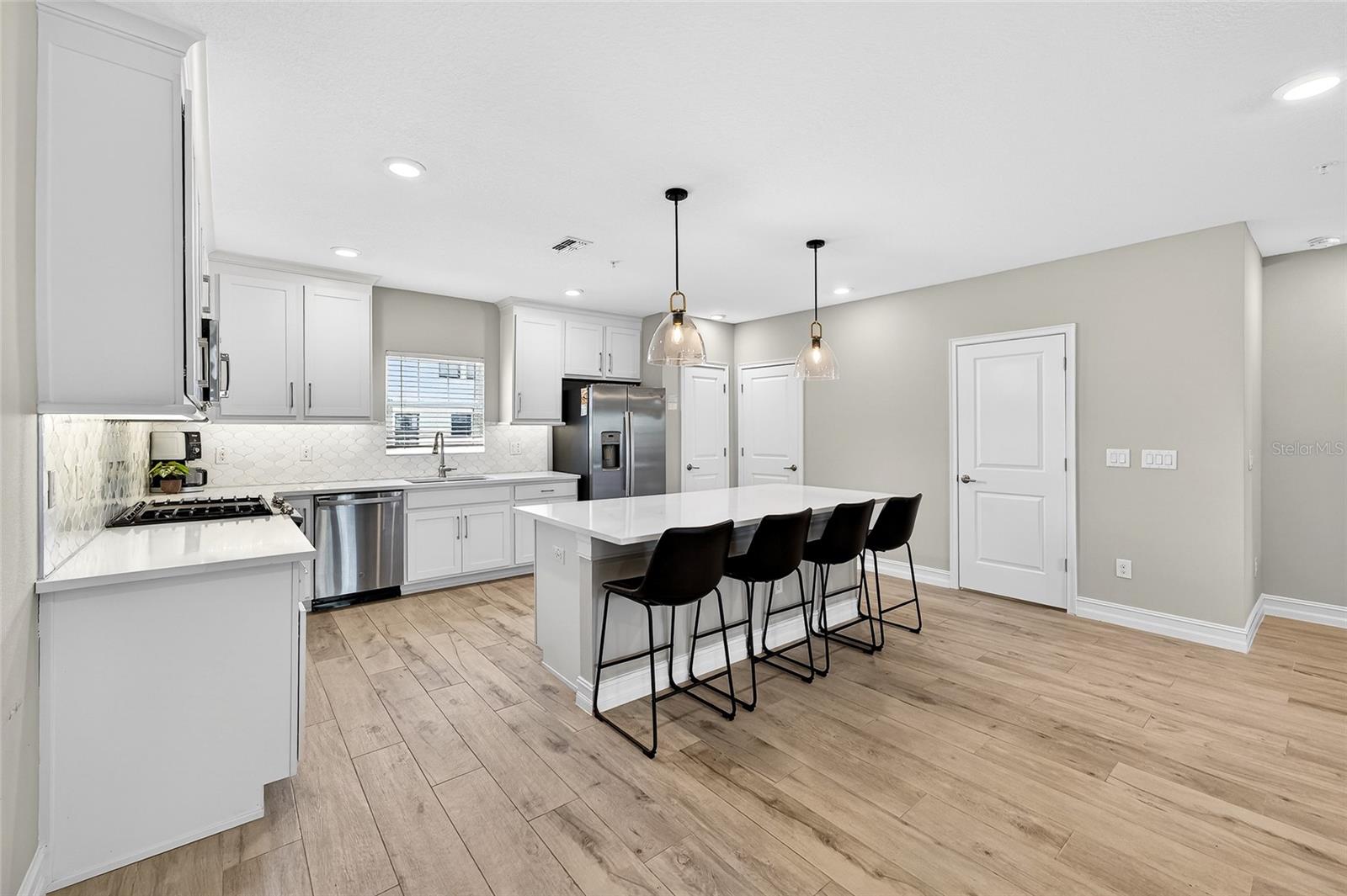 INLET SHORE TWNHMS PH 2A & 2B - Residential