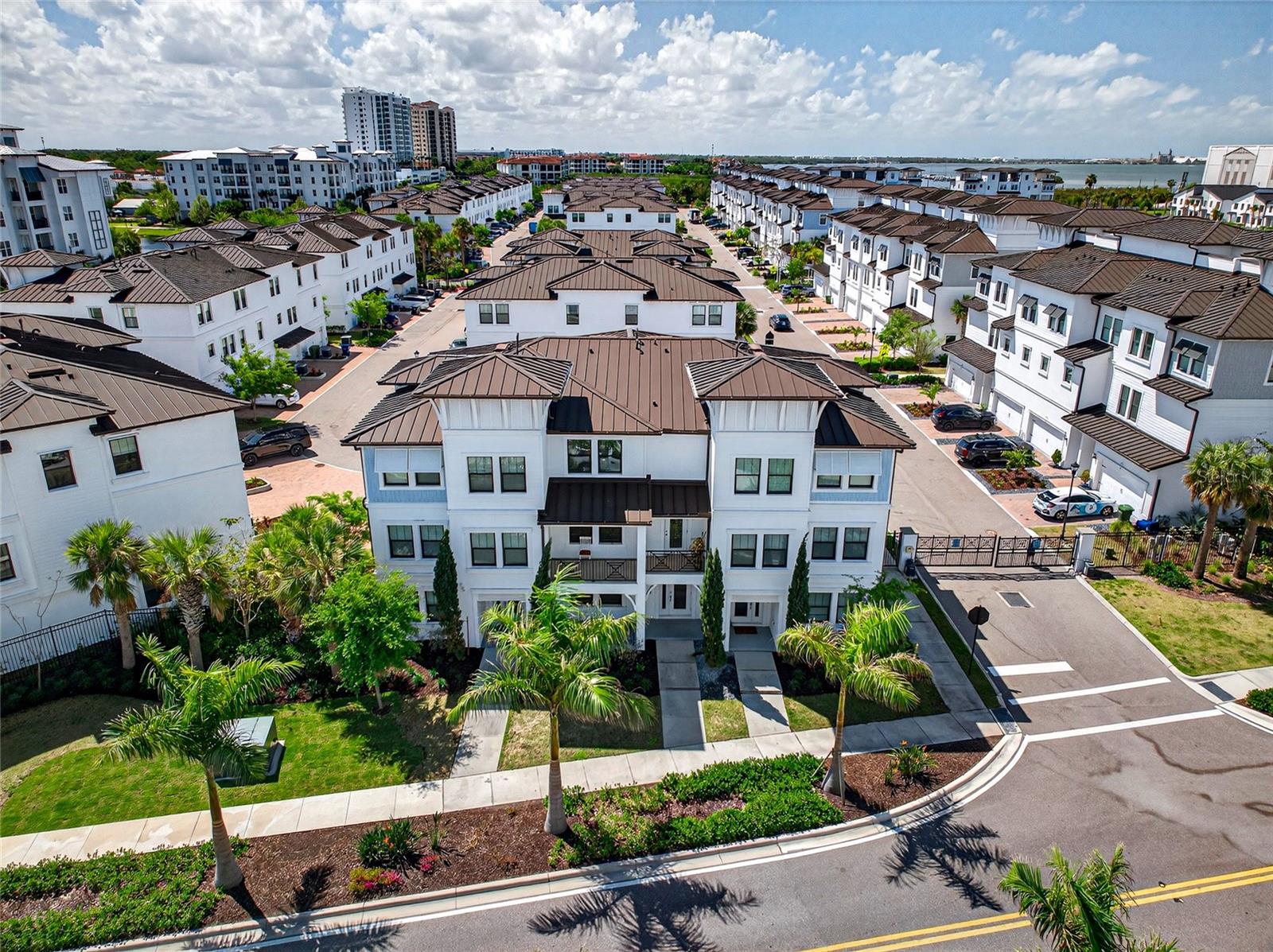 INLET SHORE TWNHMS PH 2A & 2B - Residential