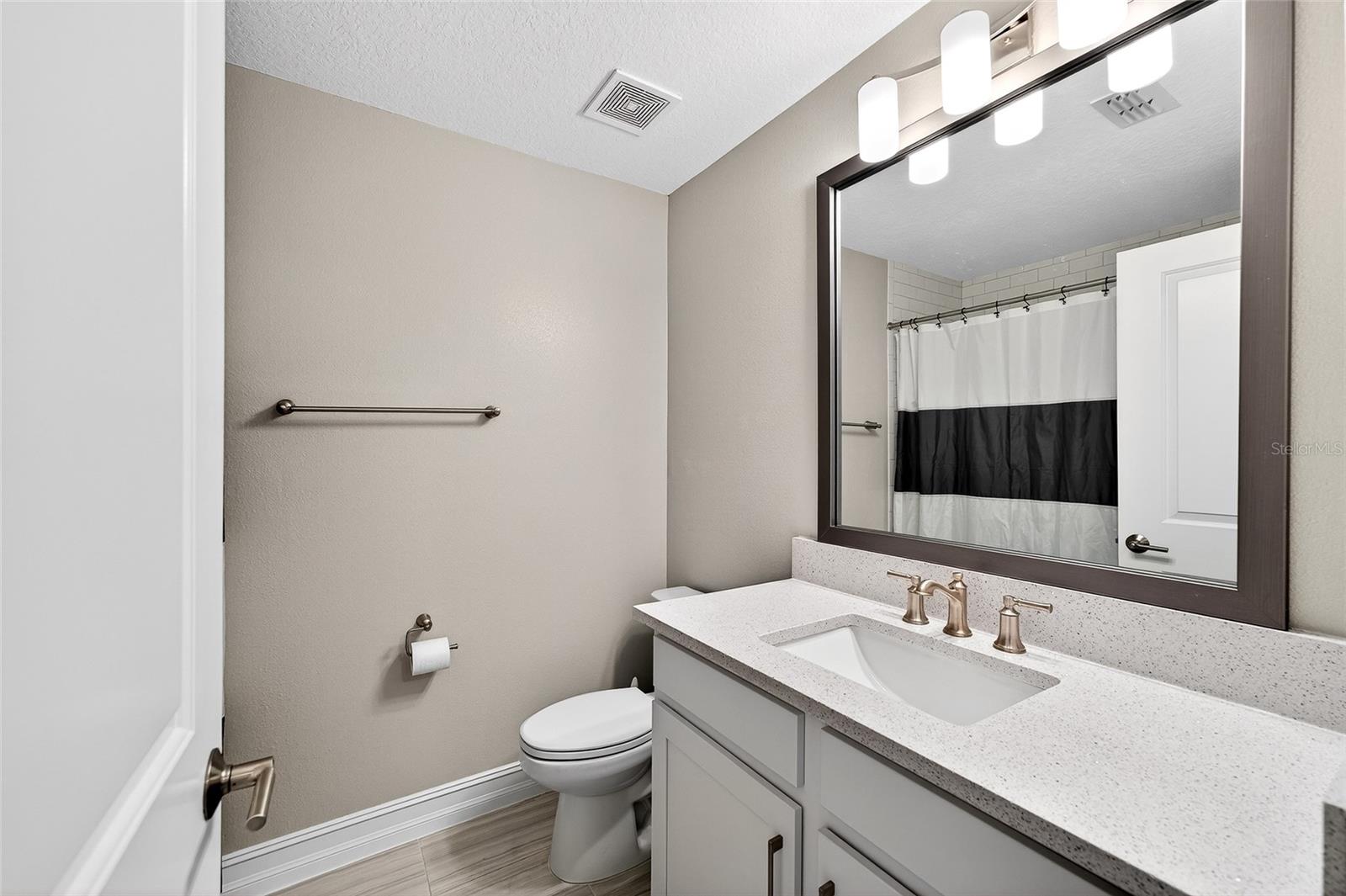 INLET SHORE TWNHMS PH 2A & 2B - Residential