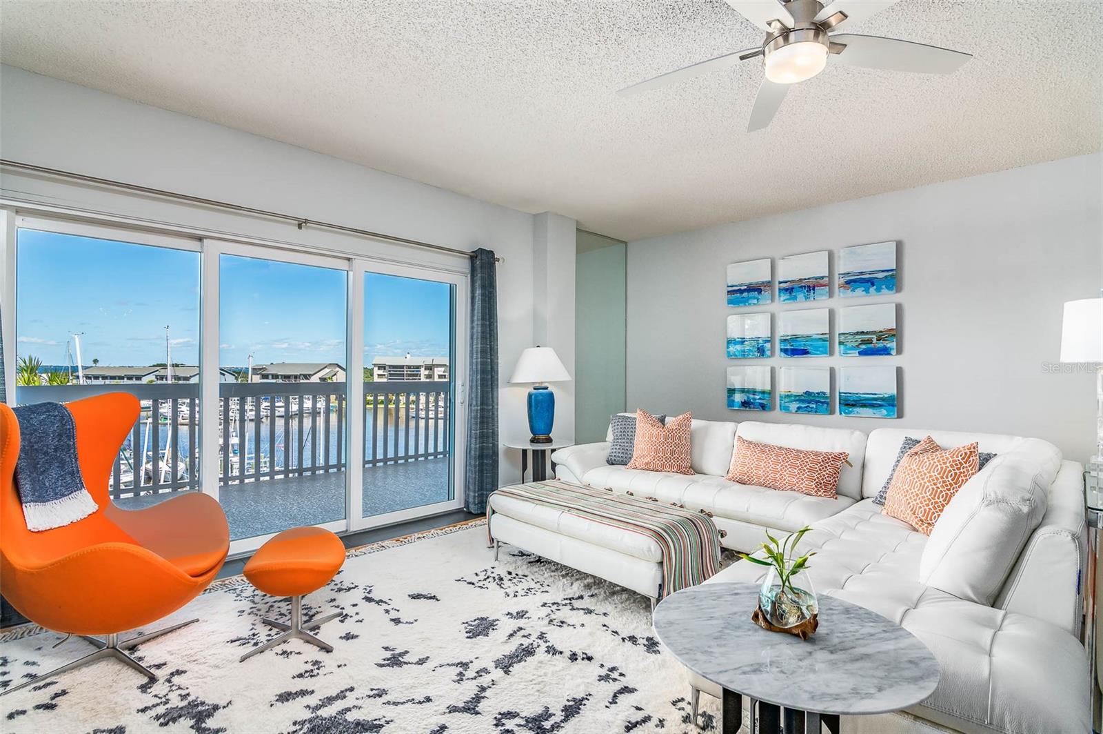 CRANE CLIFF - Residential