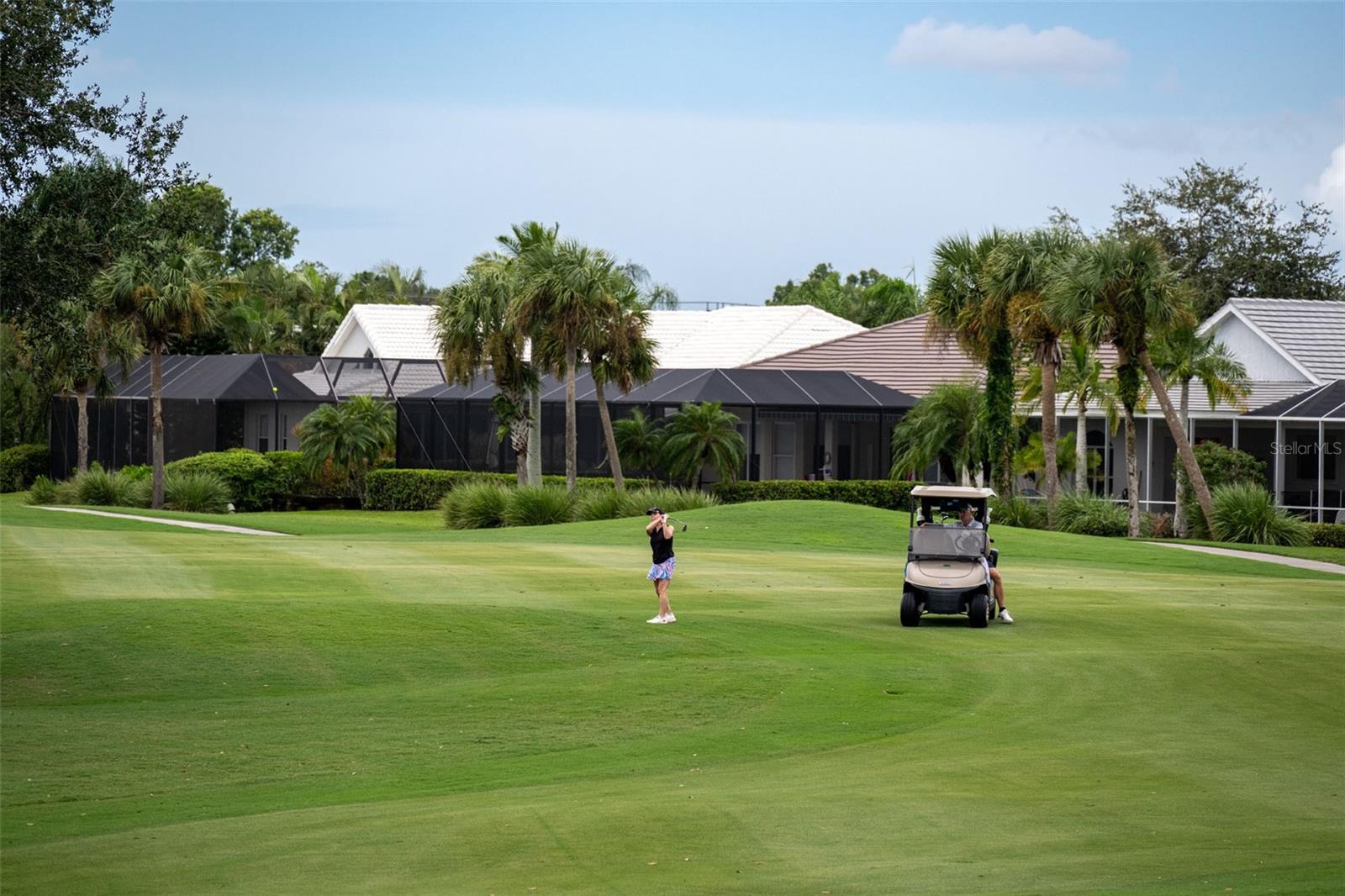 HERITAGE OAKS GOLF & COUNTRY CLUB - Residential