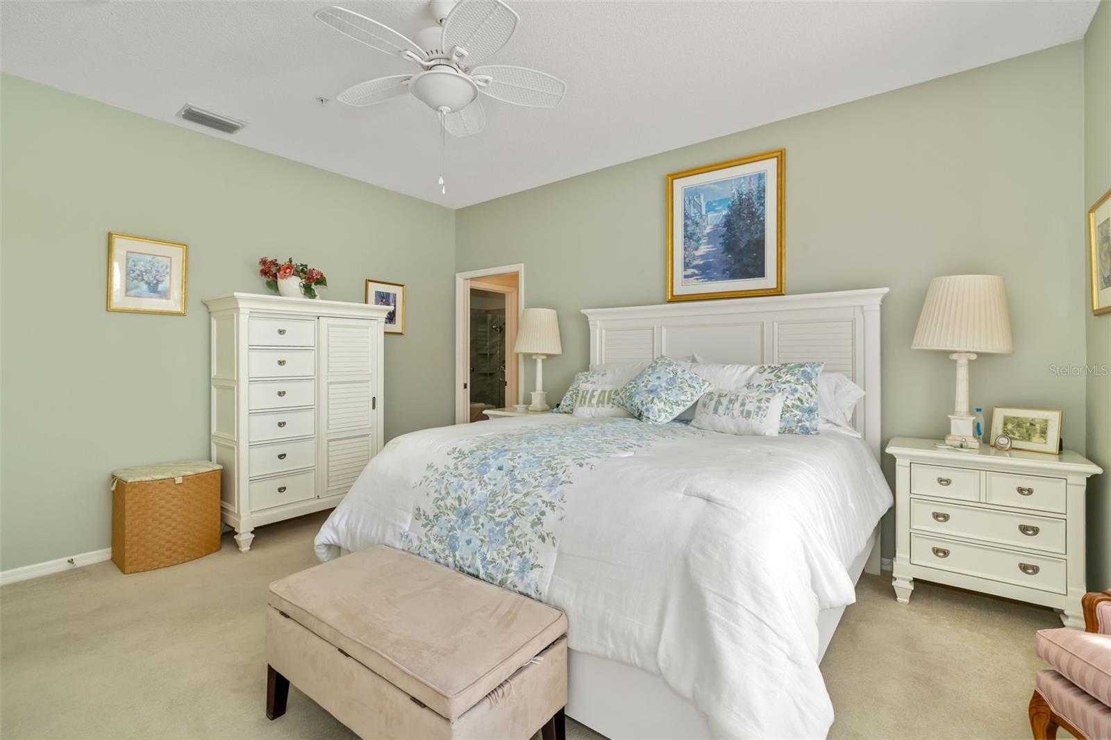 HERITAGE OAKS GOLF & COUNTRY CLUB - Residential