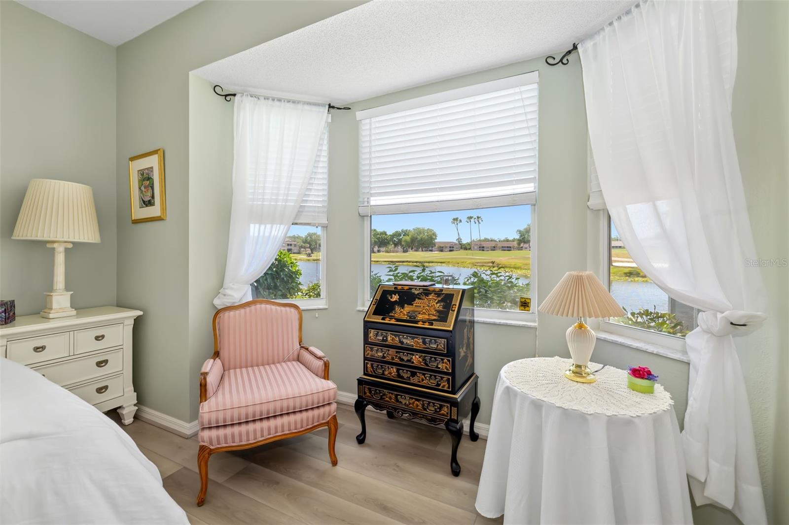 HERITAGE OAKS GOLF & COUNTRY CLUB - Residential