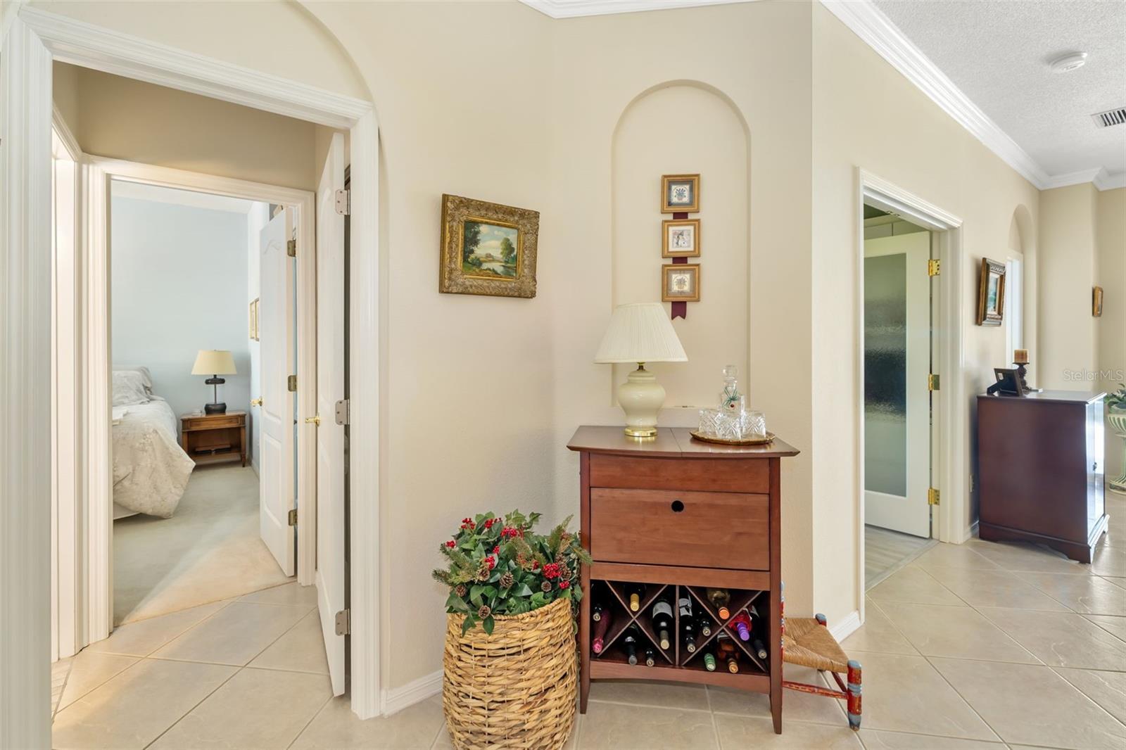 HERITAGE OAKS GOLF & COUNTRY CLUB - Residential