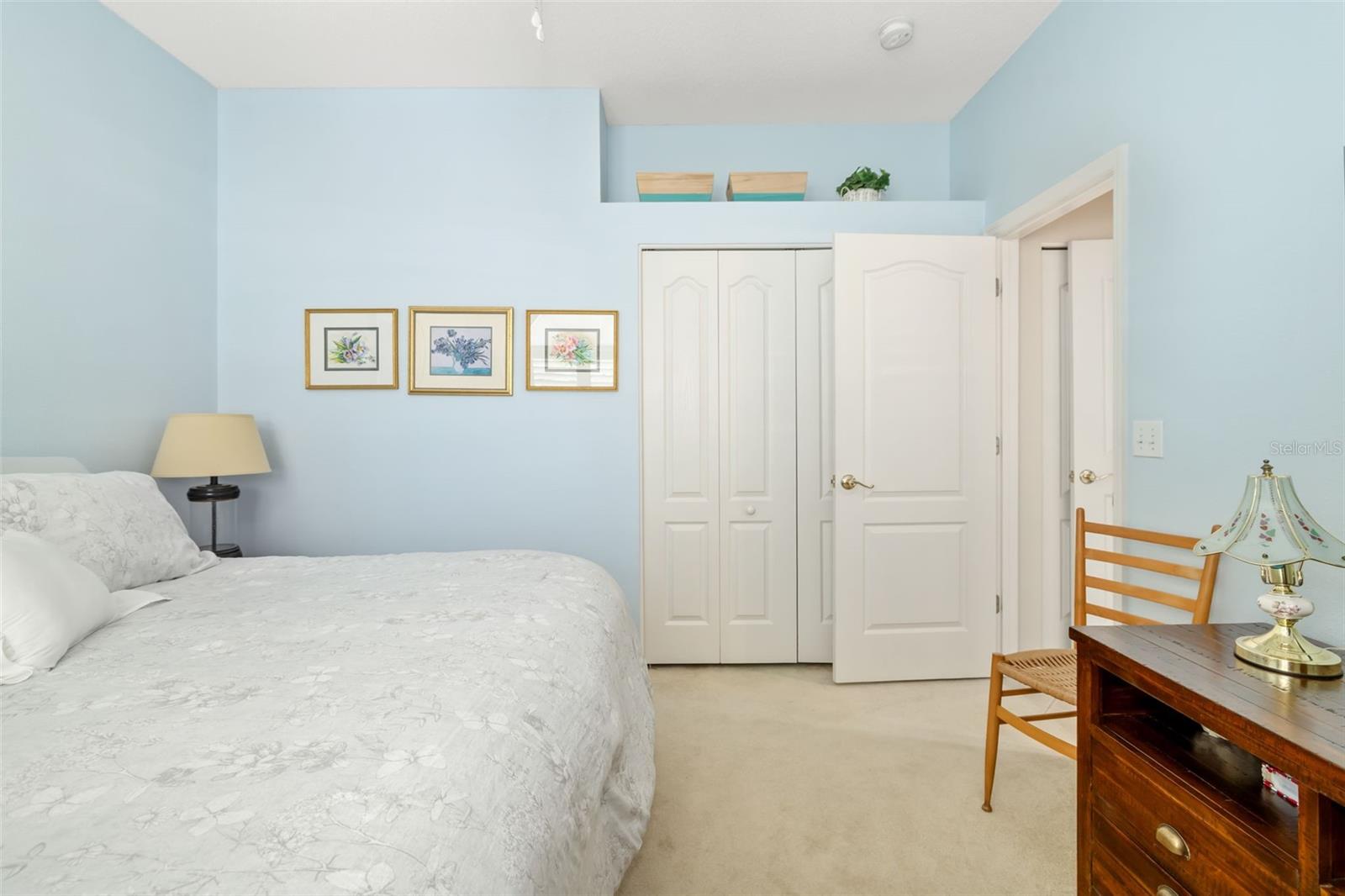 HERITAGE OAKS GOLF & COUNTRY CLUB - Residential