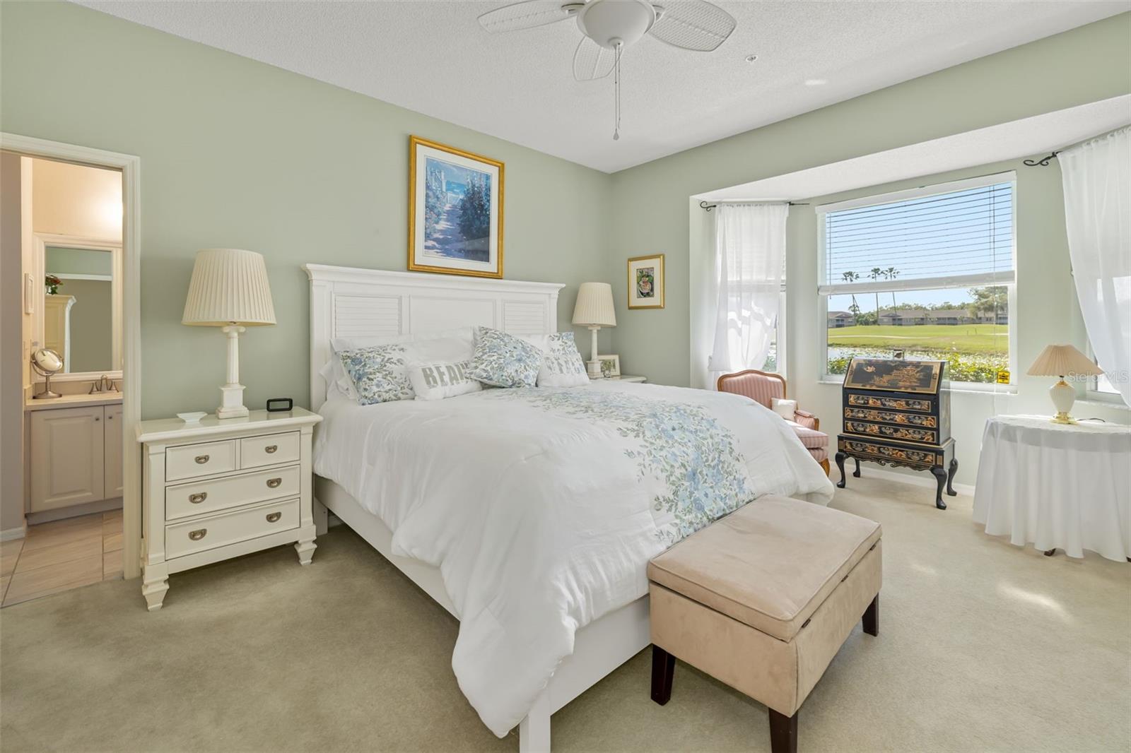 HERITAGE OAKS GOLF & COUNTRY CLUB - Residential