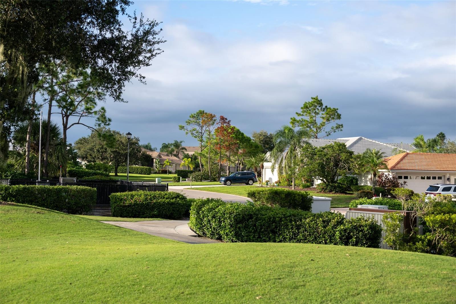 HERITAGE OAKS GOLF & COUNTRY CLUB - Residential