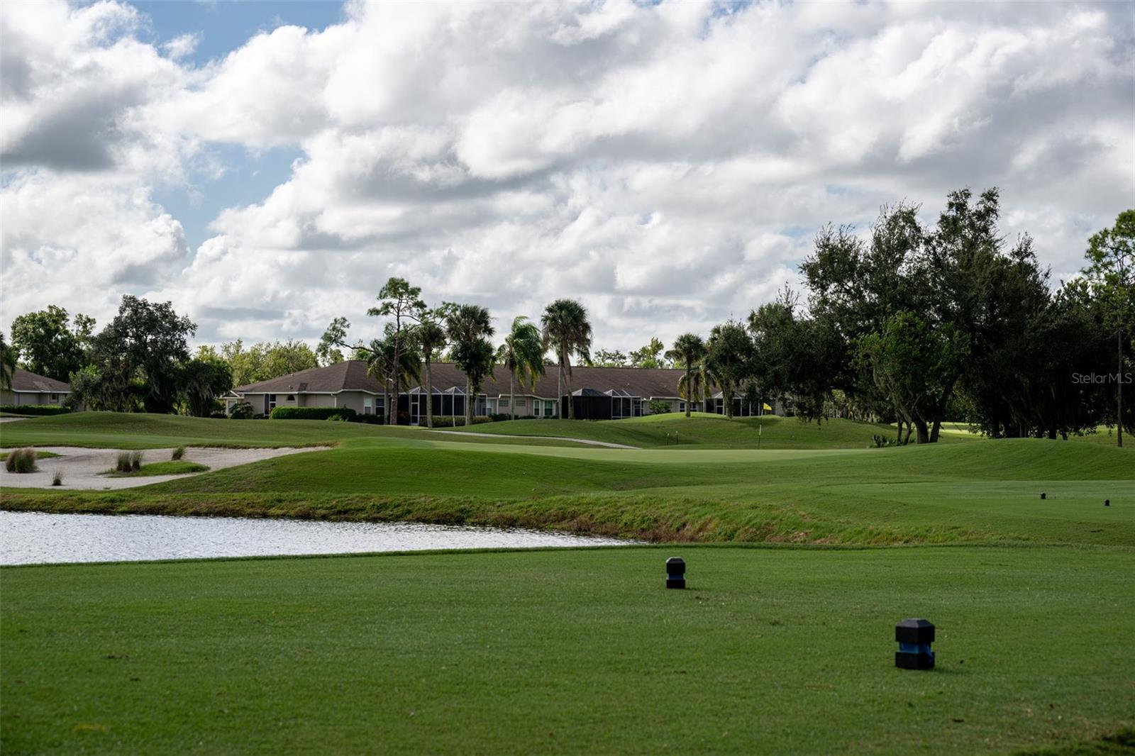 HERITAGE OAKS GOLF & COUNTRY CLUB - Residential