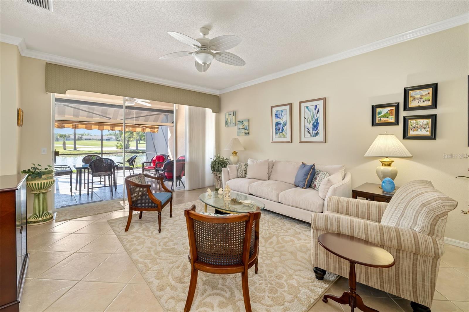 HERITAGE OAKS GOLF & COUNTRY CLUB - Residential