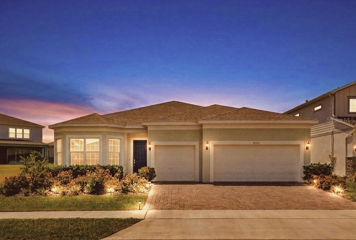 8322 PARK CLIFF WAY