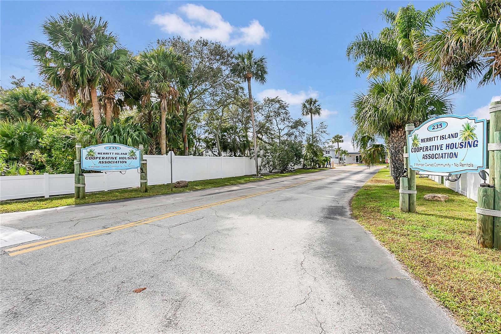 MERRITT ISLAND CO-OP APARTMENTS - Residential