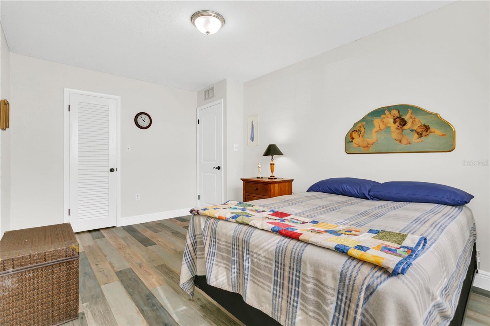 MERRITT ISLAND CO-OP APARTMENTS - Residential