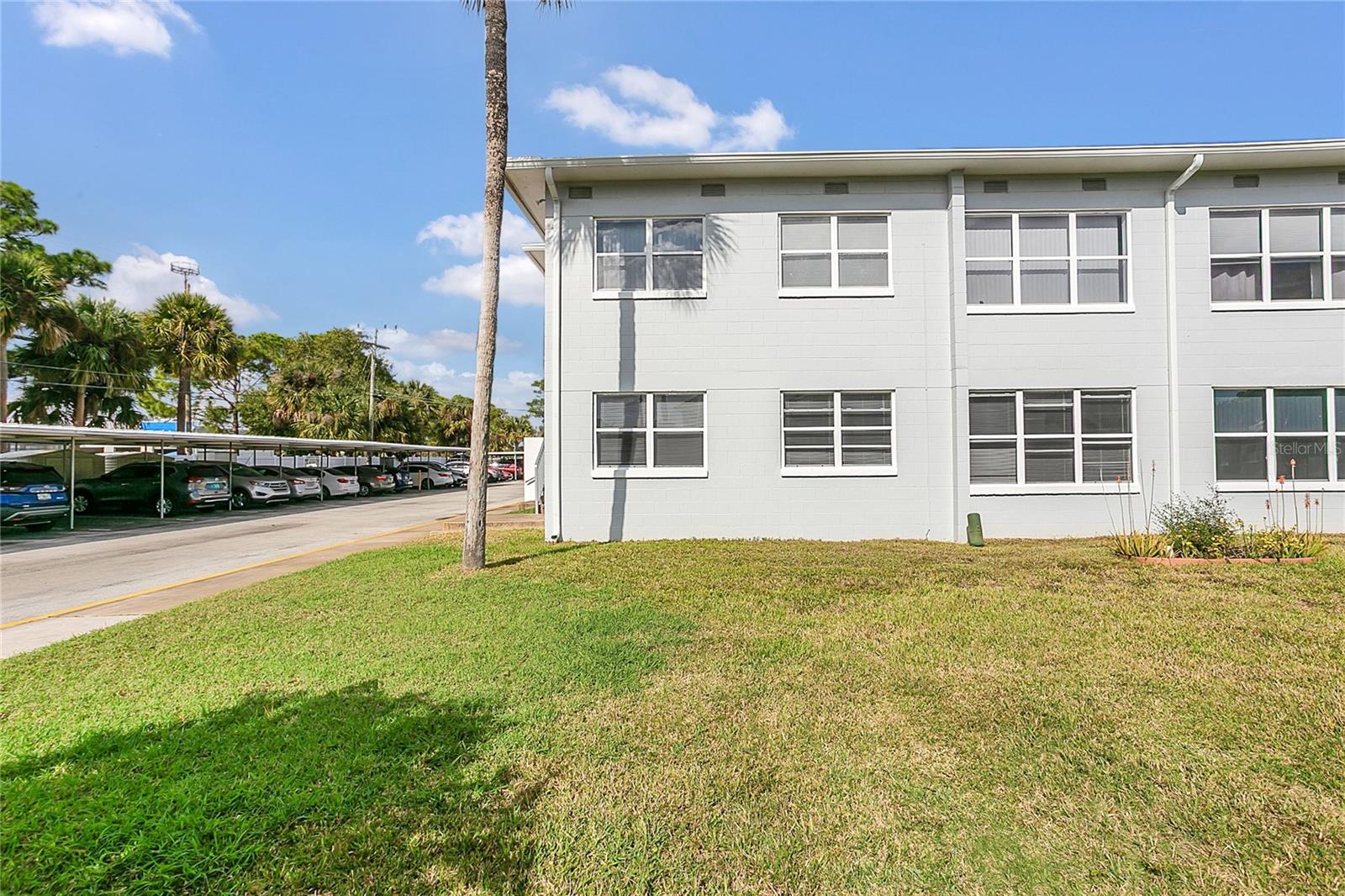MERRITT ISLAND CO-OP APARTMENTS - Residential