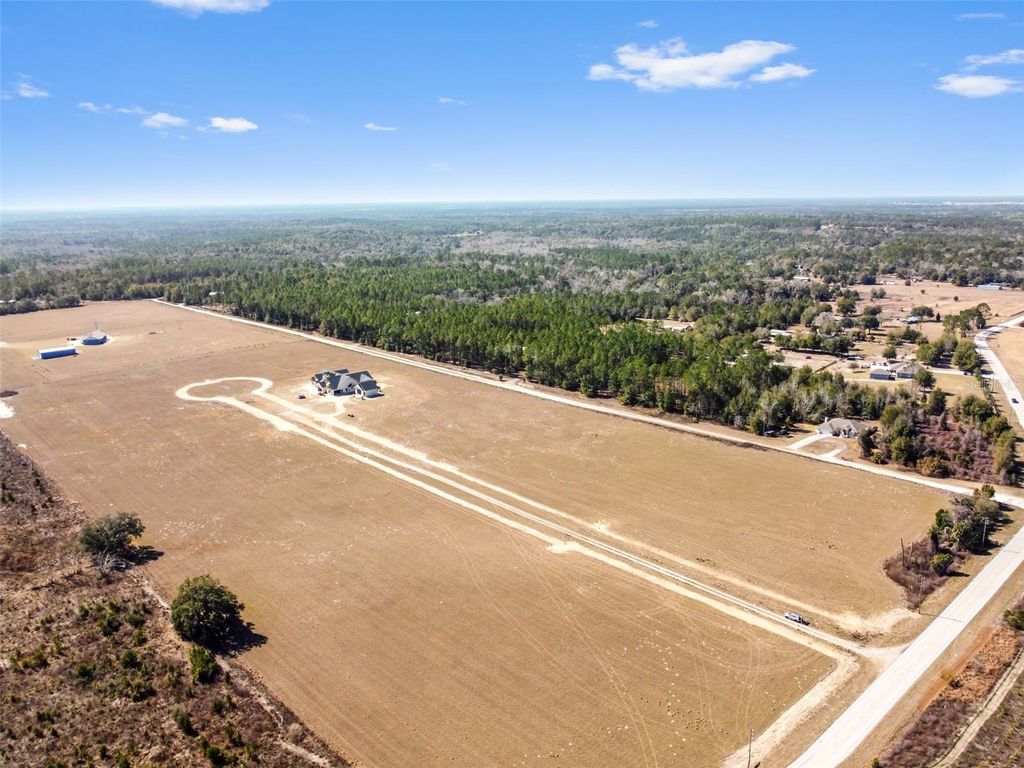 Photo of Royal Sky (lot 4) Court, Brooksville, FL 34602 (MLS # TB8477623)