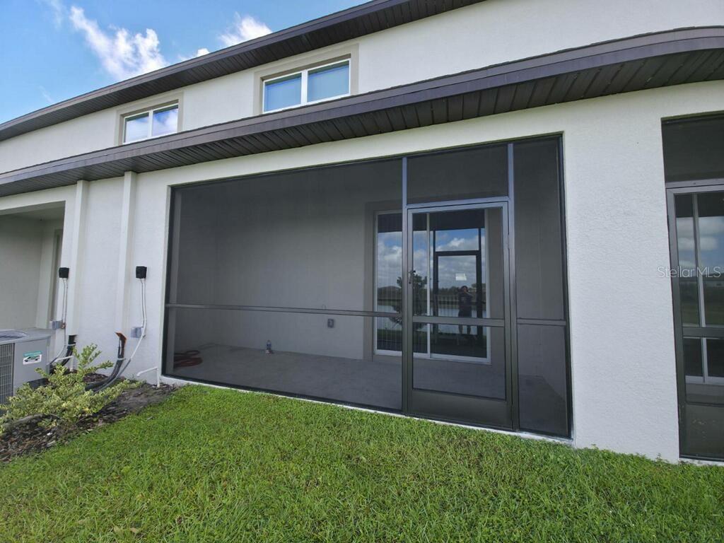 MIRADA TOWNHOMES - Residential Lease