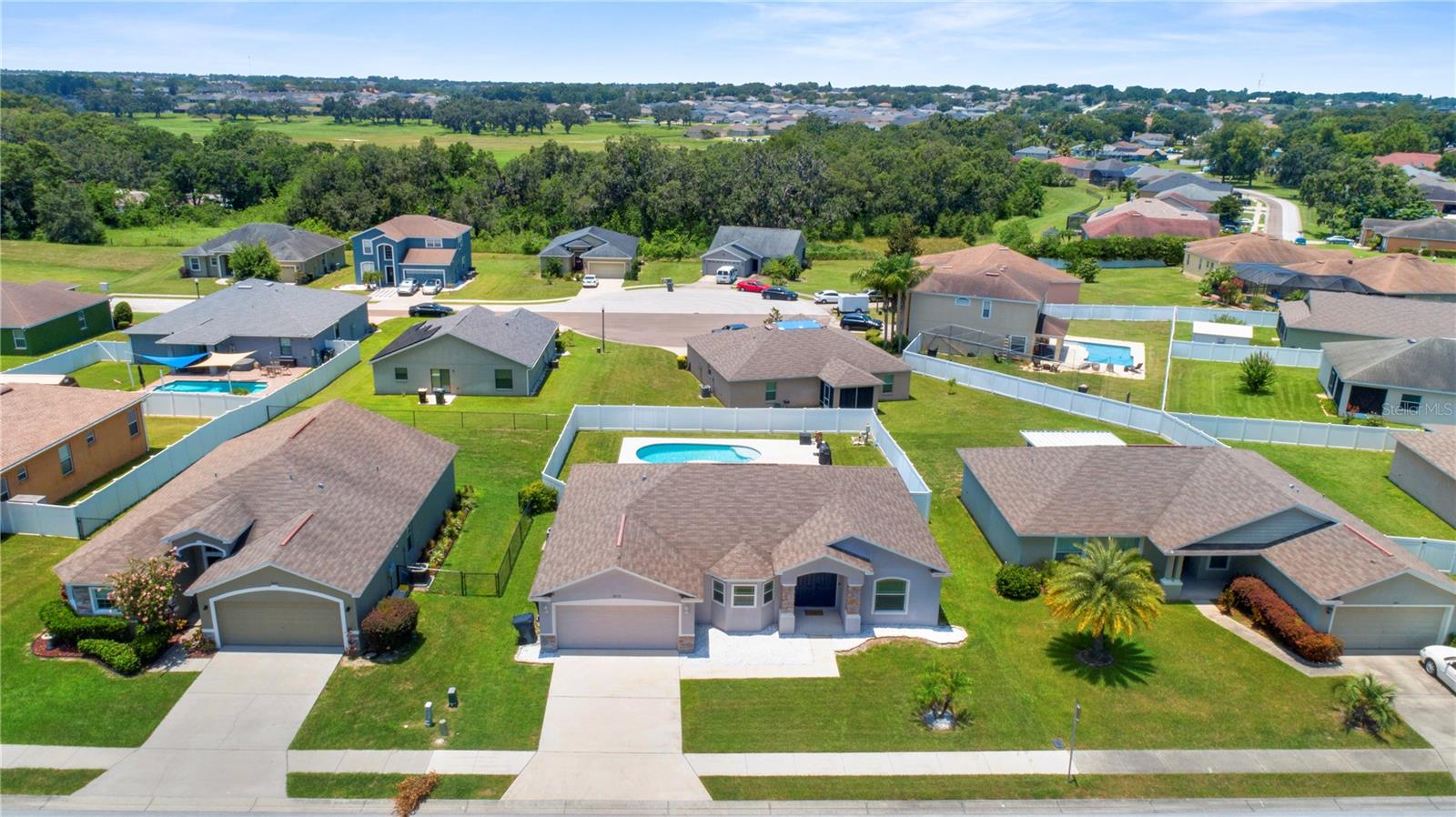 OAKFORD ESTATES - Residential Lease