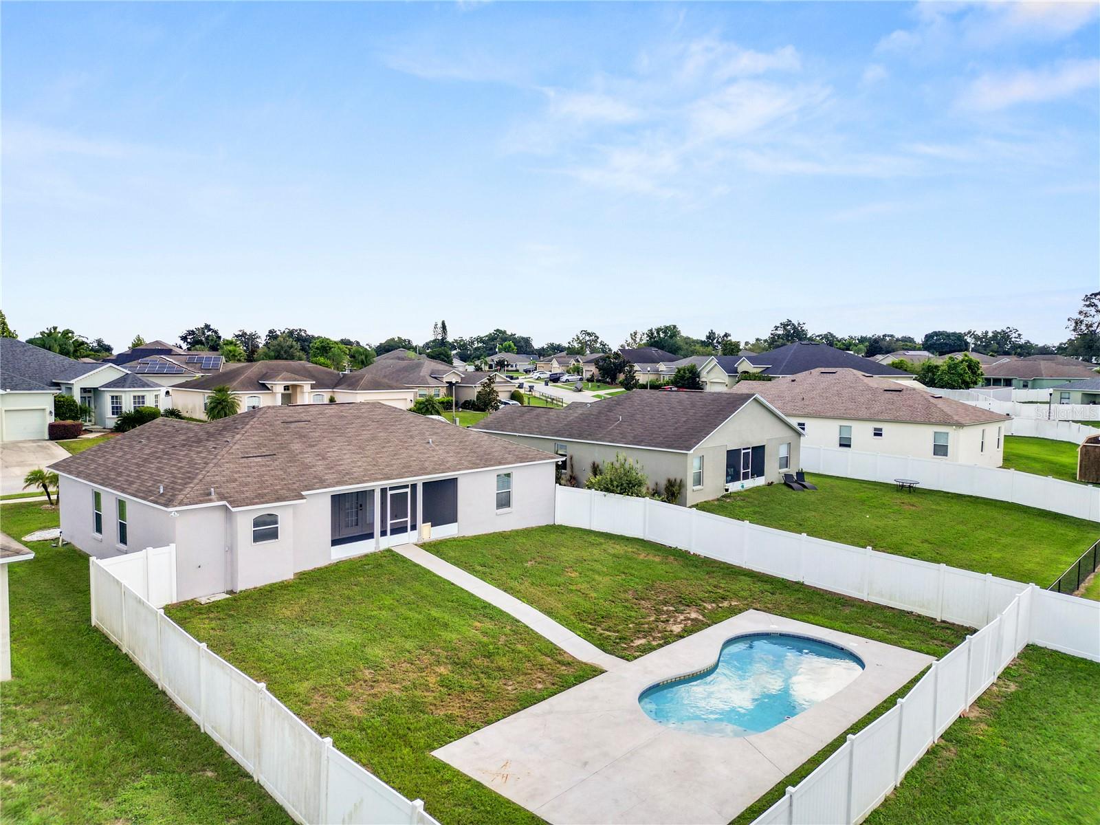 OAKFORD ESTATES - Residential Lease