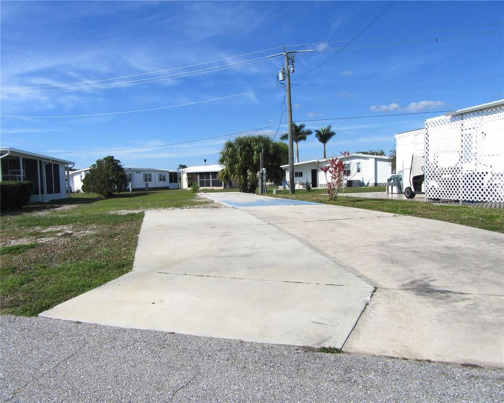 Photo of 524 Fleetwood Street, North Port, FL 34287 (MLS # N6139837)