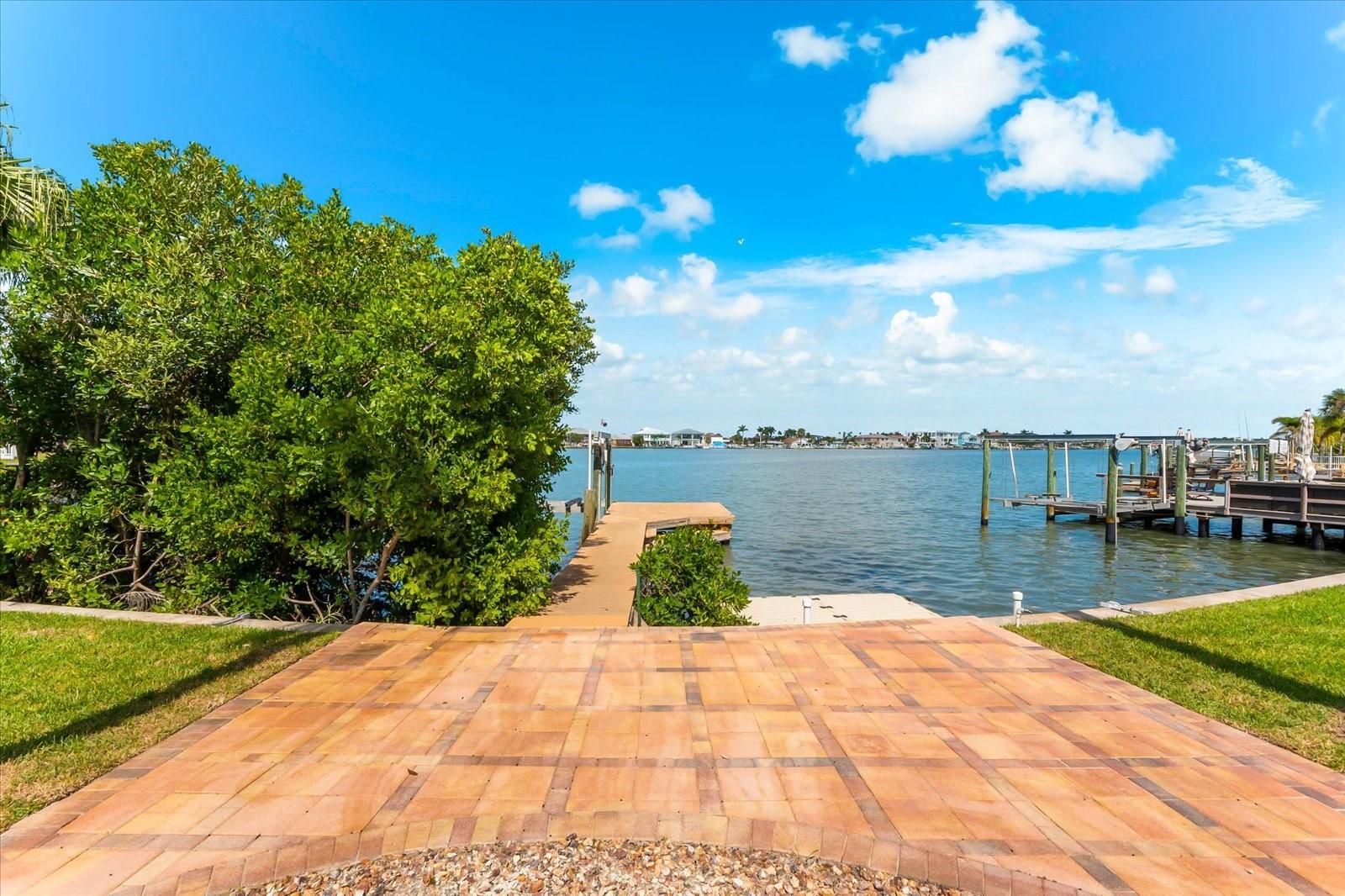 BATH CLUB ESTATES 1ST ADD - Residential