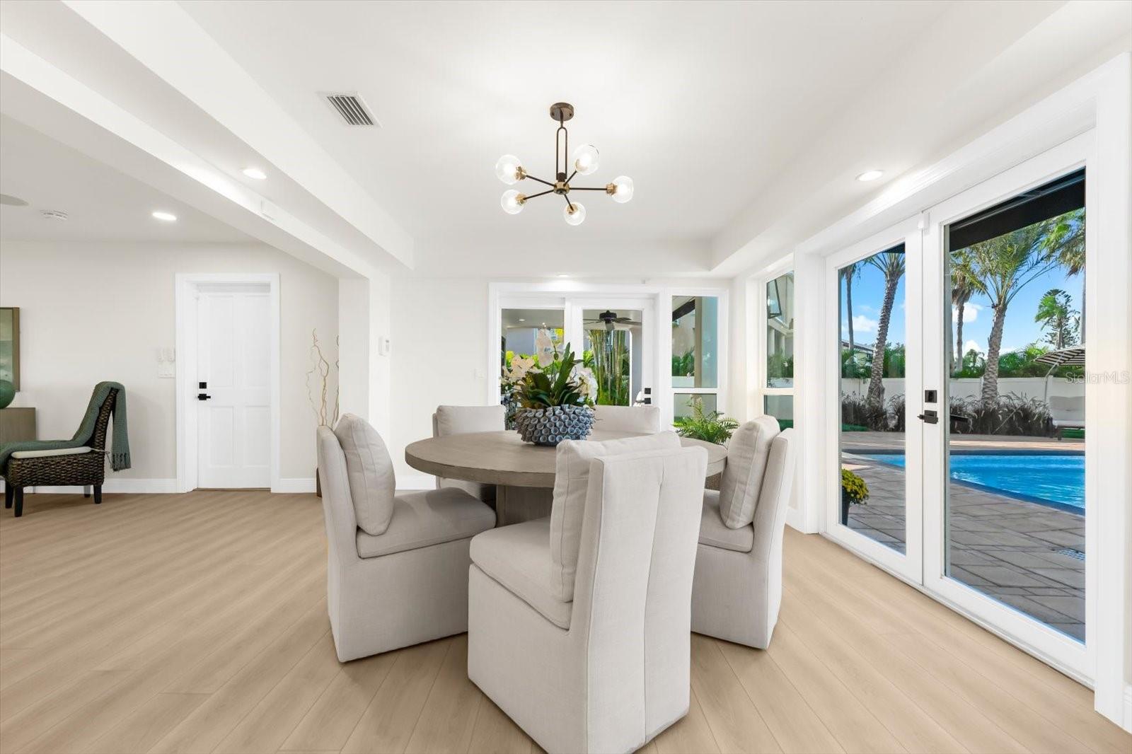 BATH CLUB ESTATES 1ST ADD - Residential