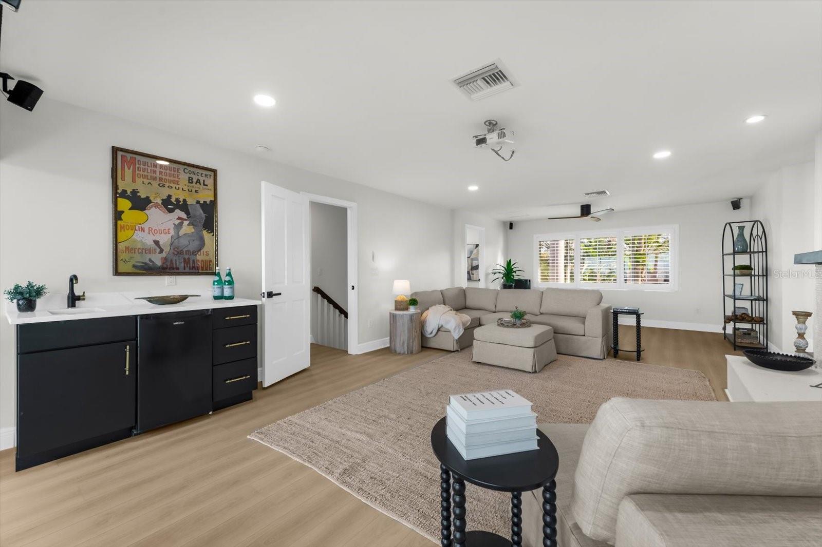 BATH CLUB ESTATES 1ST ADD - Residential