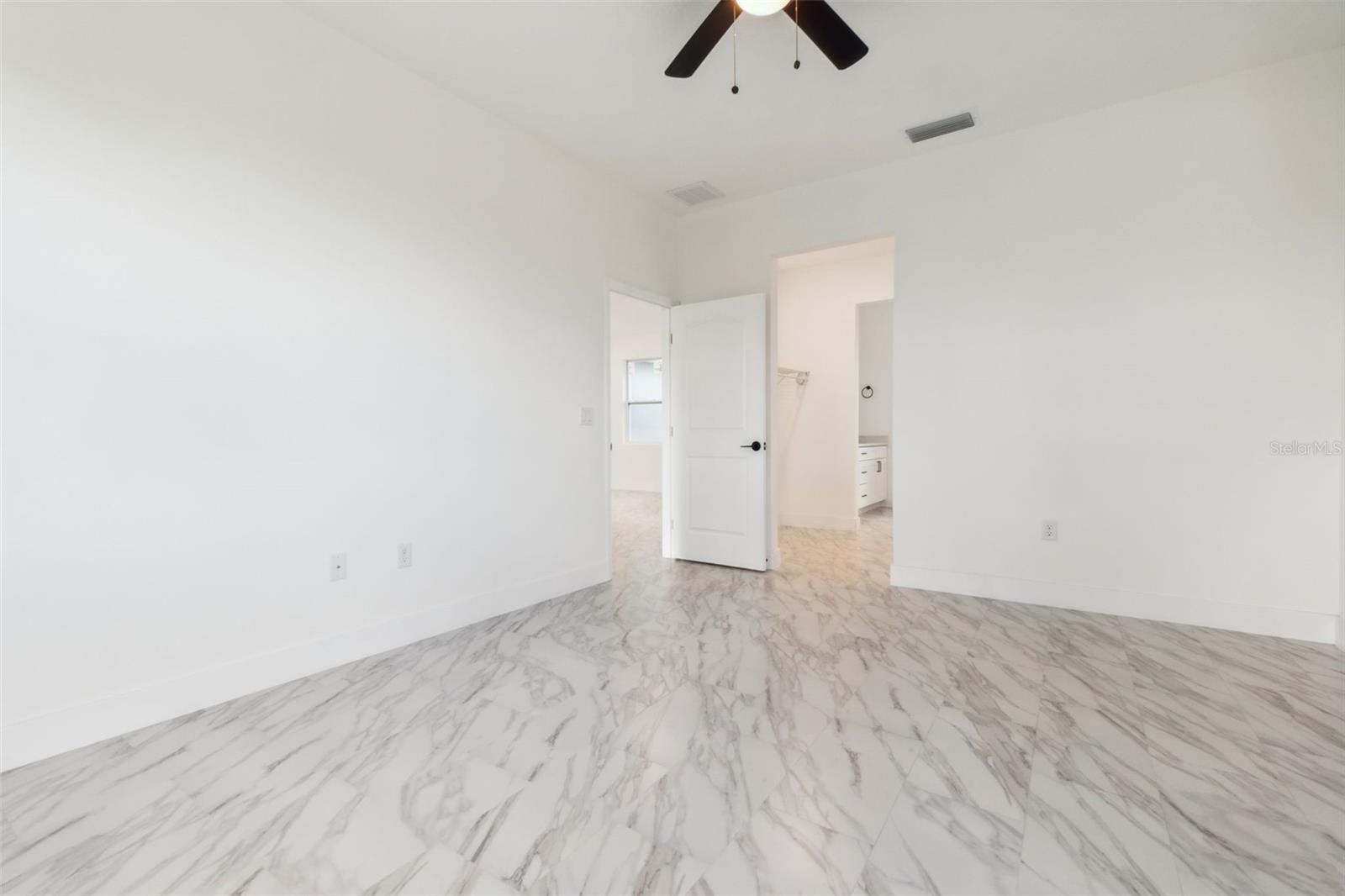 ROTONDA SANDS - Residential Lease