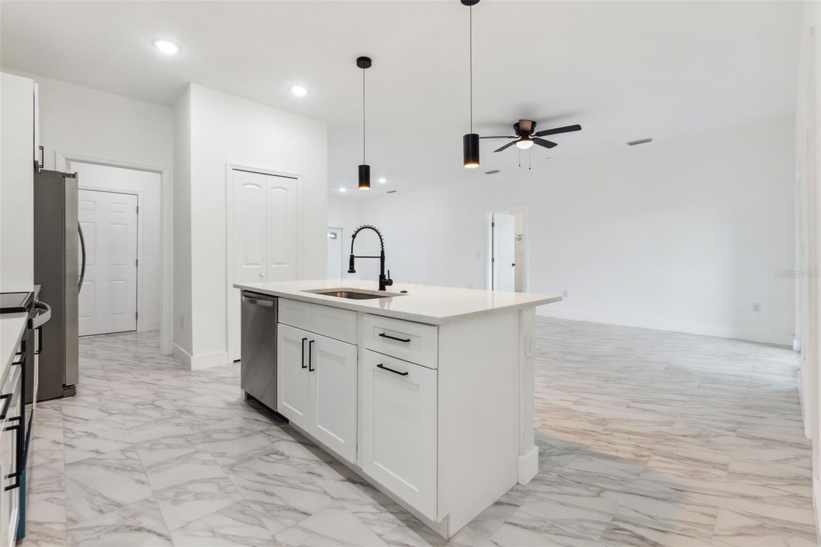 ROTONDA SANDS - Residential Lease